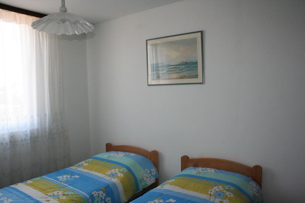 Sunny Apartment زادار الغرفة الصورة