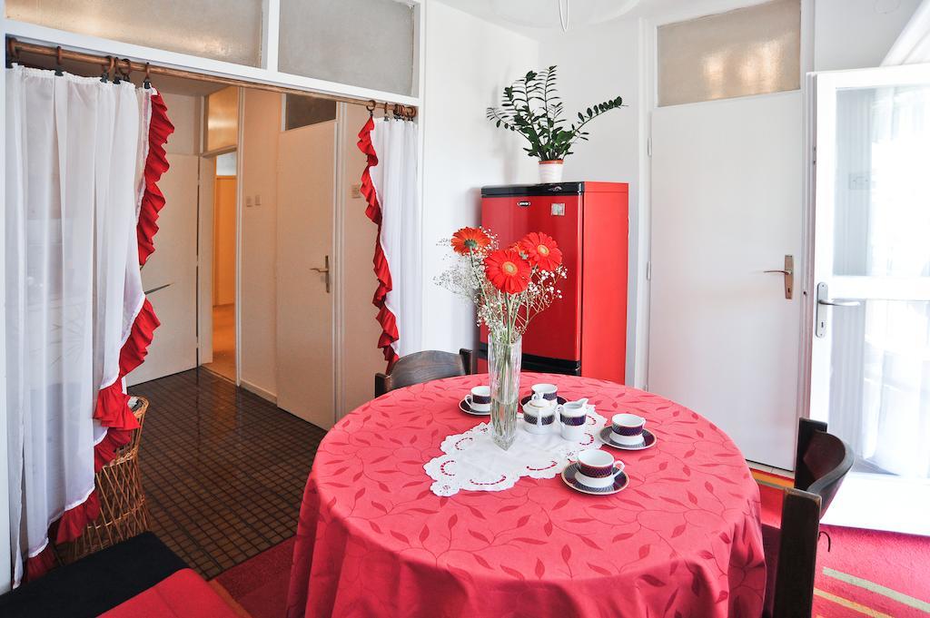 Sunny Apartment زادار الغرفة الصورة