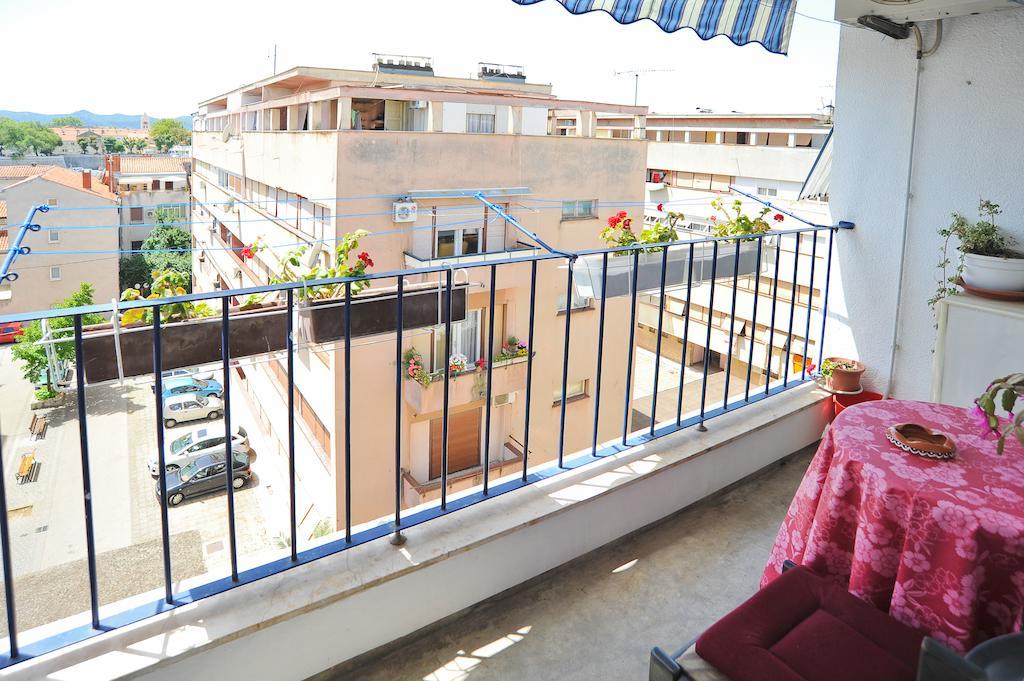 Sunny Apartment زادار الغرفة الصورة